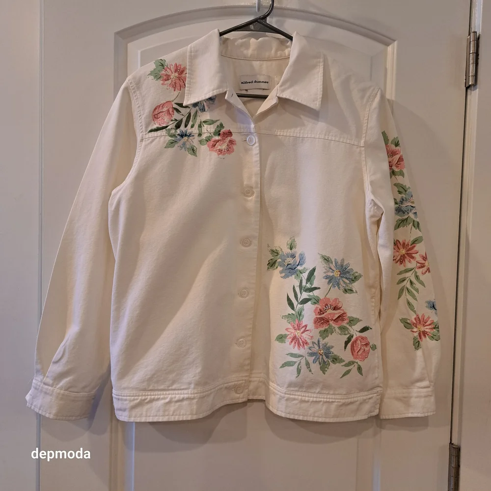 Alfred Dunner White Floral Jean Jacket Size 12
